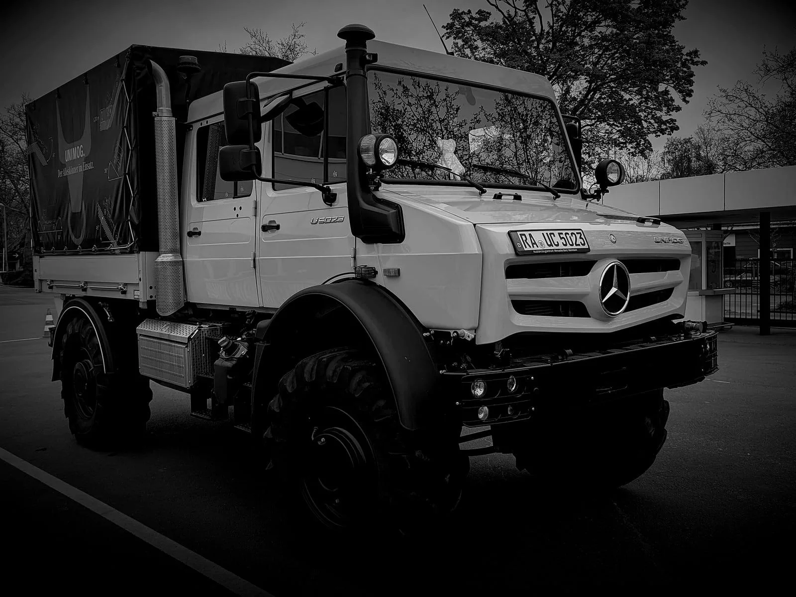 Mercedes-Benz Unimog